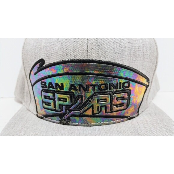 MITCHELL & NESS HARDWOOD CLASSICS SAN ANTONIO SPURS OIL SLICK SNAPBACK CAP HAT - Picture 2 of 9